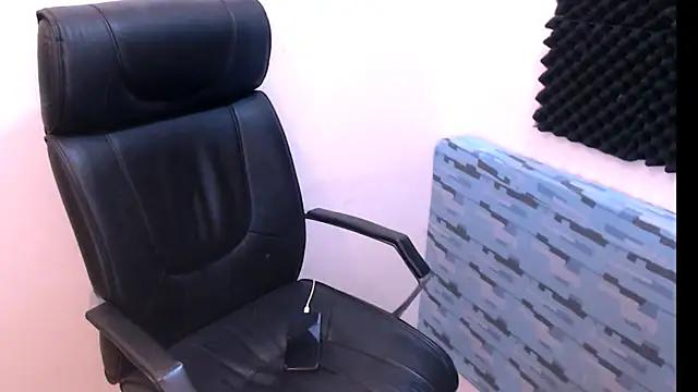 bigcock_sassy69 webcam