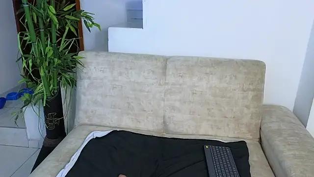 Lorenne_Miller webcam