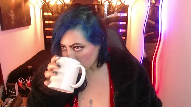 scarleth_blue webcam