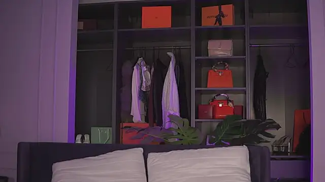 Monique_Celeste webcam