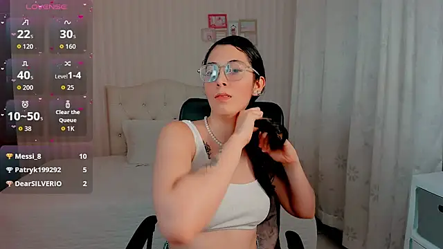 hottie_emma_james webcam