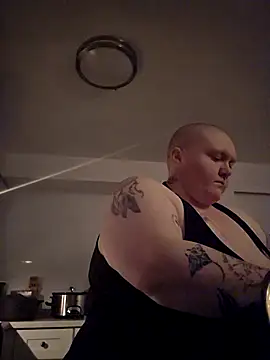 MorningstarDeviant webcam