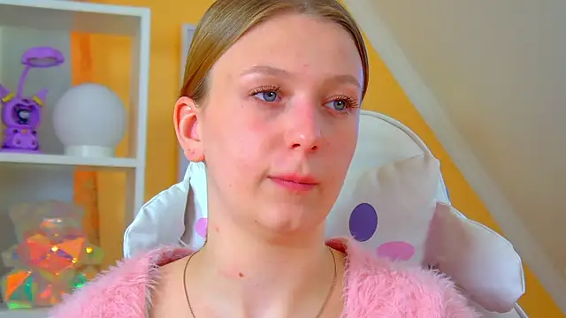 BeatriceBinoche webcam