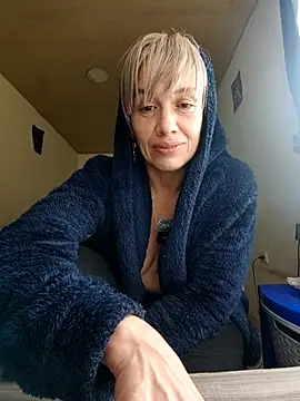 MARILYNMADELENAKOVANOVA webcam