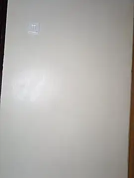 Juicylittle_slute webcam