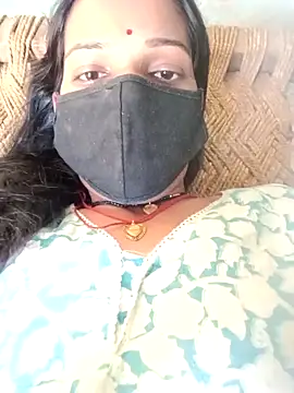 Desi_Couple_P webcam