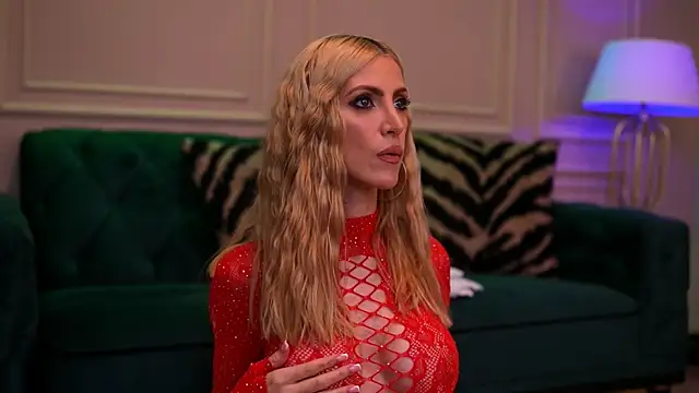 ellablake (F milf) - Oily pussy play