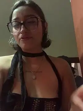 LilithMonette webcam