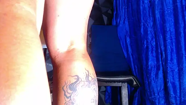 monster_cock_ - MONSTER_COCK_'s free webcam - UK Sex Cams