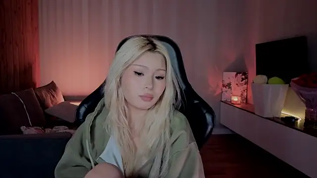 RileyMee live sex cam