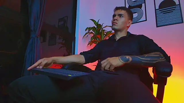 ALPHA_DOMINUS_ webcam