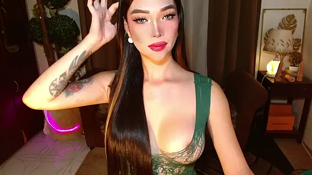 MouthWatering_Ayesha webcam