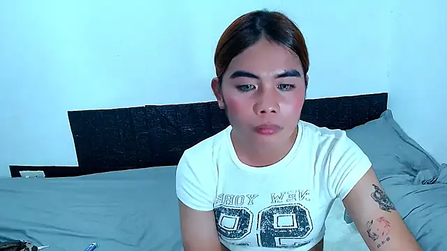 mikhaylahanderson webcam