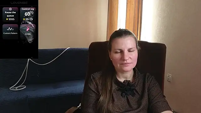 Mirabelle_Velvet webcam