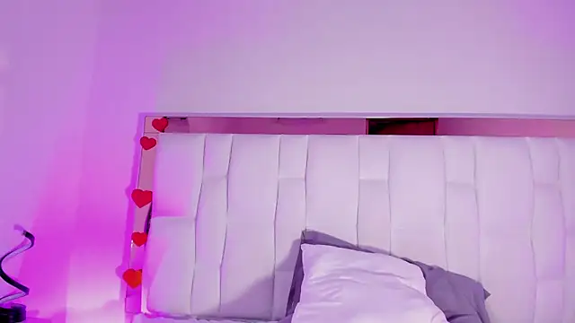 AliciaWhite_nt webcam