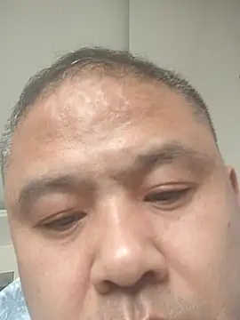 wanggang880903 webcam