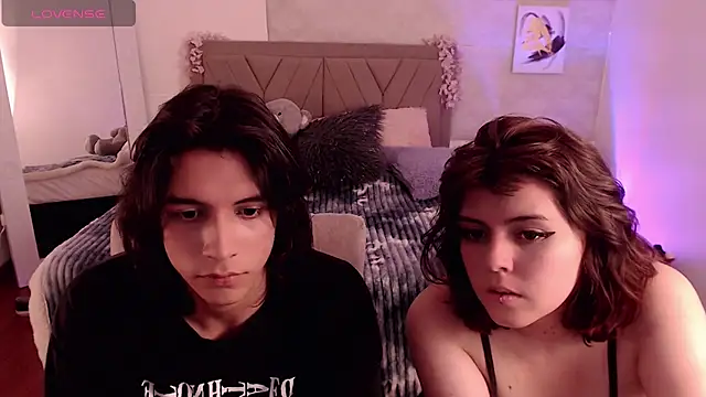 raven_n_matt webcam