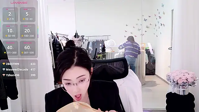 yangyang-777 live sex cam