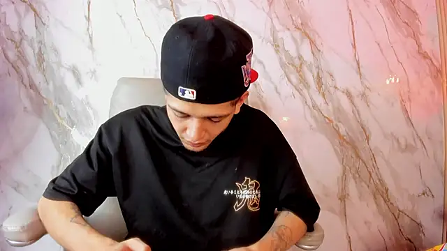 CharlotteandTaylorr webcam