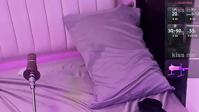 sharlotthe_bigass webcam