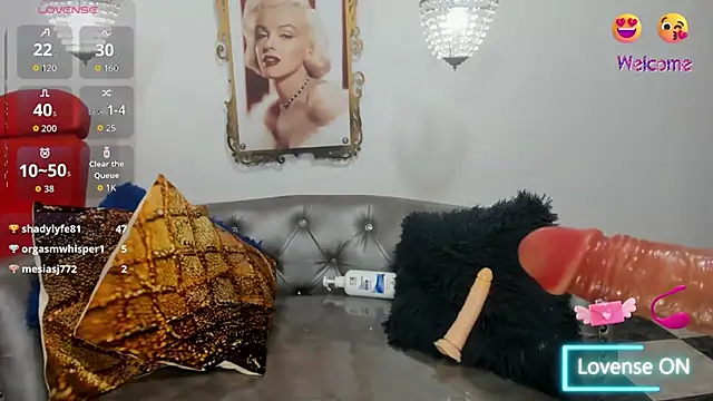 naughty_milf_esmeralda webcam