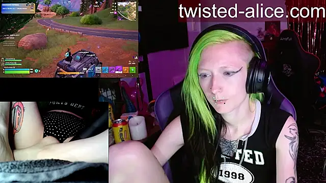 Twisted_Alice webcam