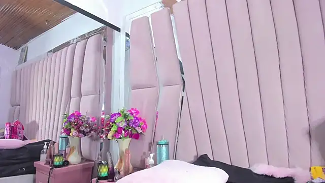 sasha_petitte - Sasha_Petitte's free webcam - UK Sex Cams