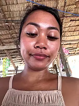 Juliet_official_pro webcam