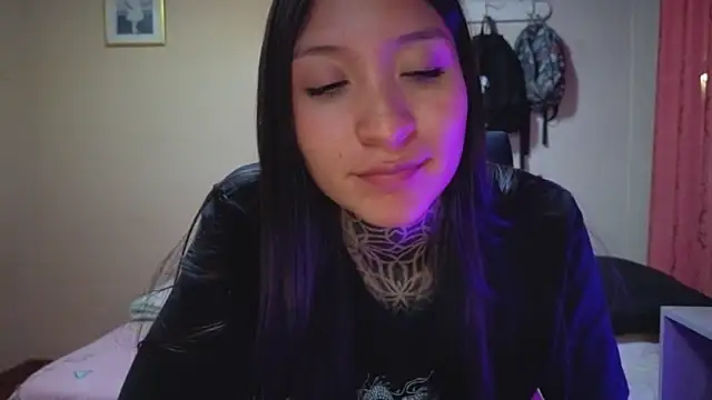 isabelle_pretty webcam