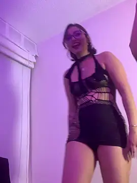 LilithMonette webcam