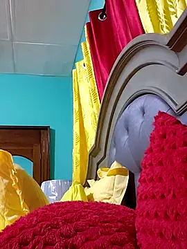 HONEYSWEETS_LIVE webcam