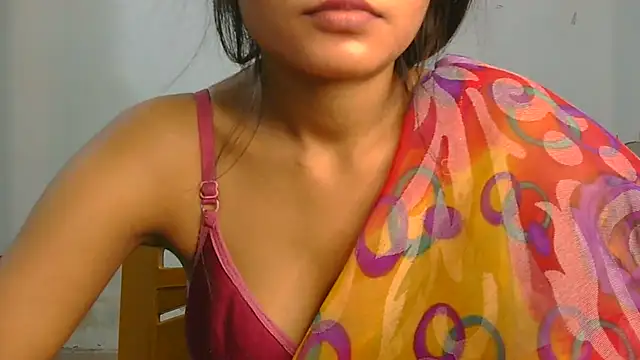 Aarti_misty71 webcam