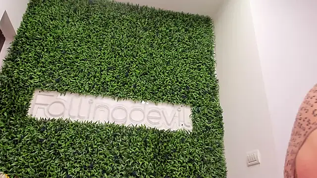 realhotfallingdevil webcam