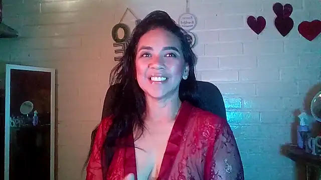 MiiaVelasquez webcam