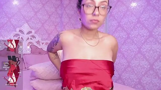 sarah_sluty webcam