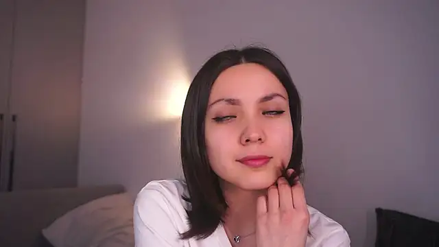 ElviraGounder webcam