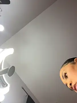 DestineeJayde webcam