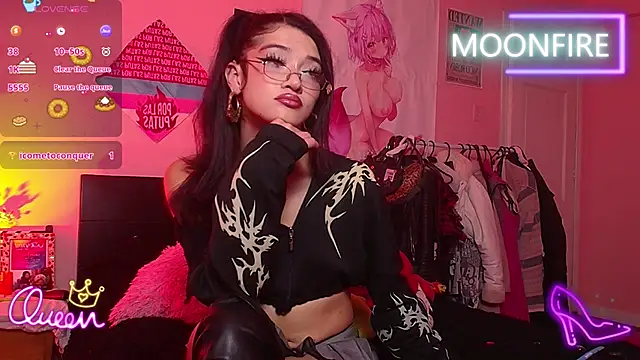 moonfiredancer webcam