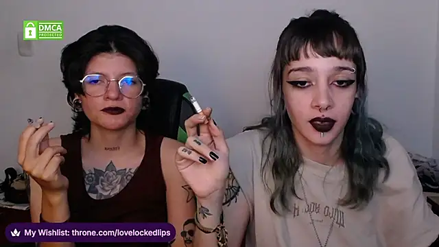 lovelockedlips webcam