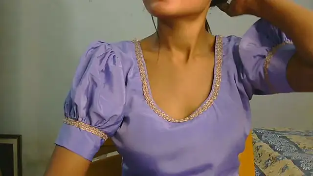 Aarti_misty71 webcam