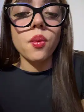 hottiee_melannie webcam