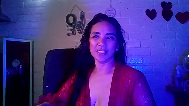 MiiaVelasquez webcam