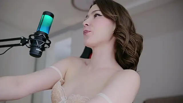 WowHelloAlice webcam