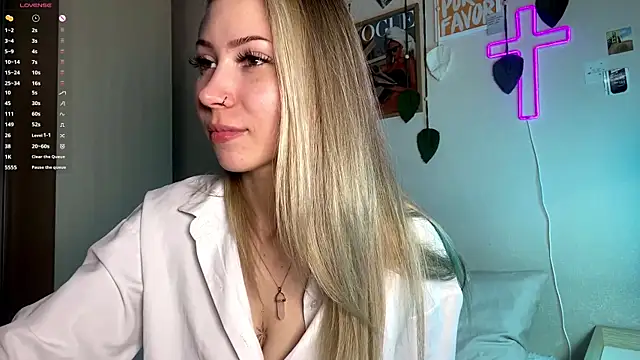 sun_under_skyy webcam