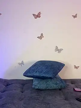 veronica__olsonn webcam