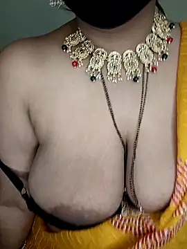 Long_hair_queen webcam