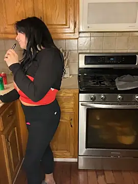 LittleMissEeve's Stripchat show and profile