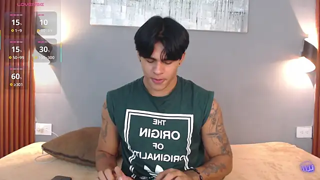 LuciferM_Star webcam