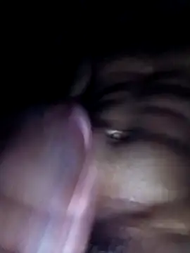 rocky_play_boy_ webcam