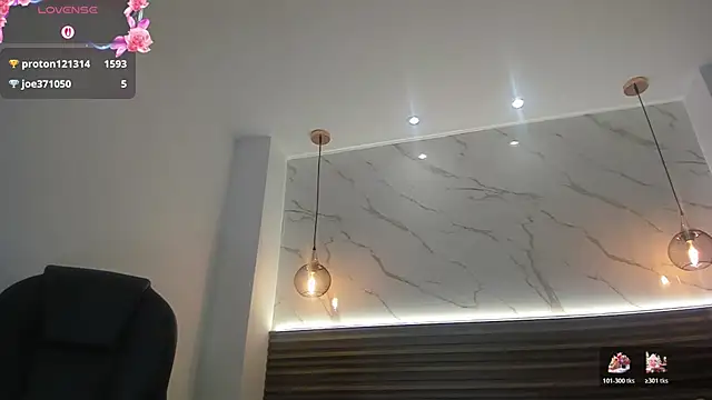 Natasha_Kiim_ webcam